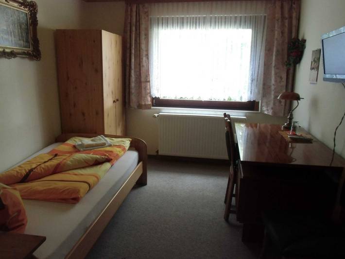 Pension Stephan Schulze - Einzelzimmer in Magdeburg, Elbe-Börde-Heide