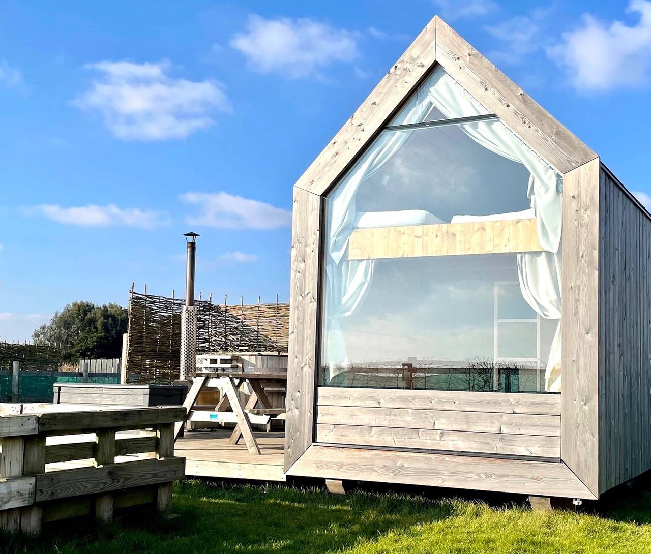 Lushna 5 Petite at Lee Wick Farm Cottages & Glamping in Point Clear, St Osyth