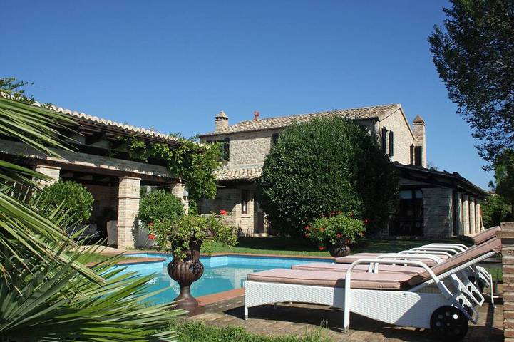 Ferienhaus für 8 Personen, mit Garten