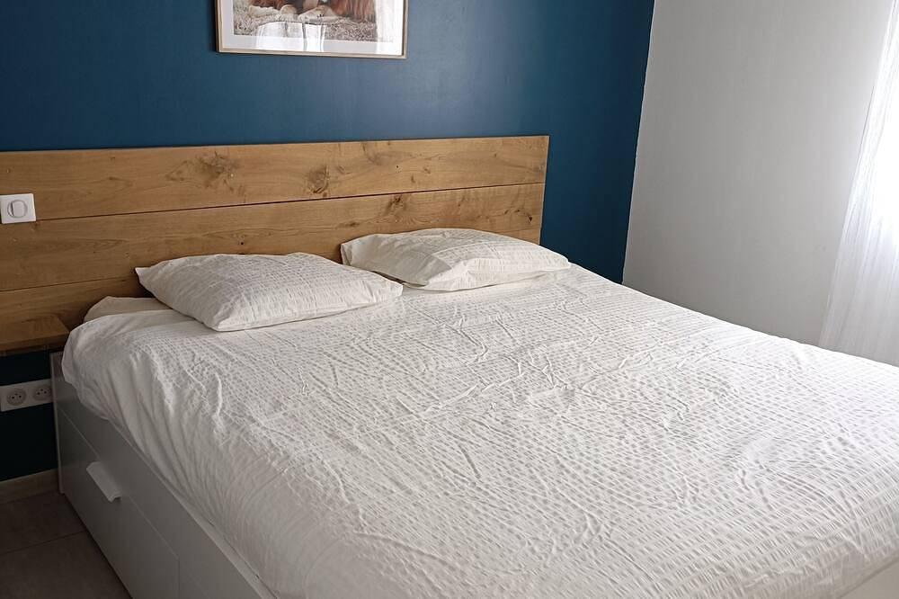 Vineyard villa with pool in Bédarrides, Vaucluse