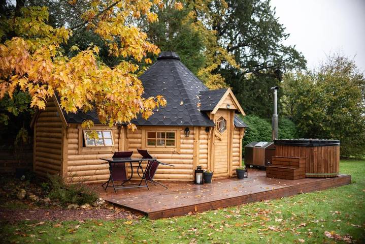 Gîte pour 2 personnes, avec Terrasse ainsi que Jardin et Vue à Saint-Christophe-sur-Condé