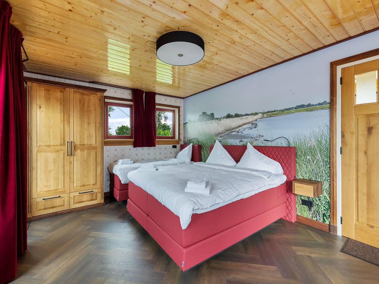 Holiday Home in Friesland near Canal & Lake in Friesland