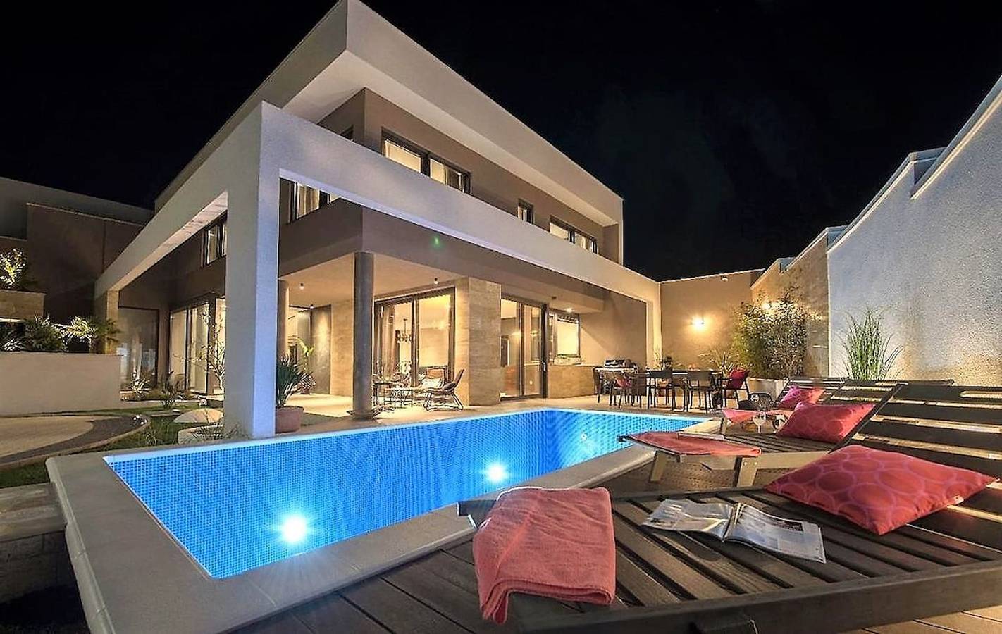  Villa Aria mit Pool 100m zum Strand in Tucepi, Makarska Riviera
