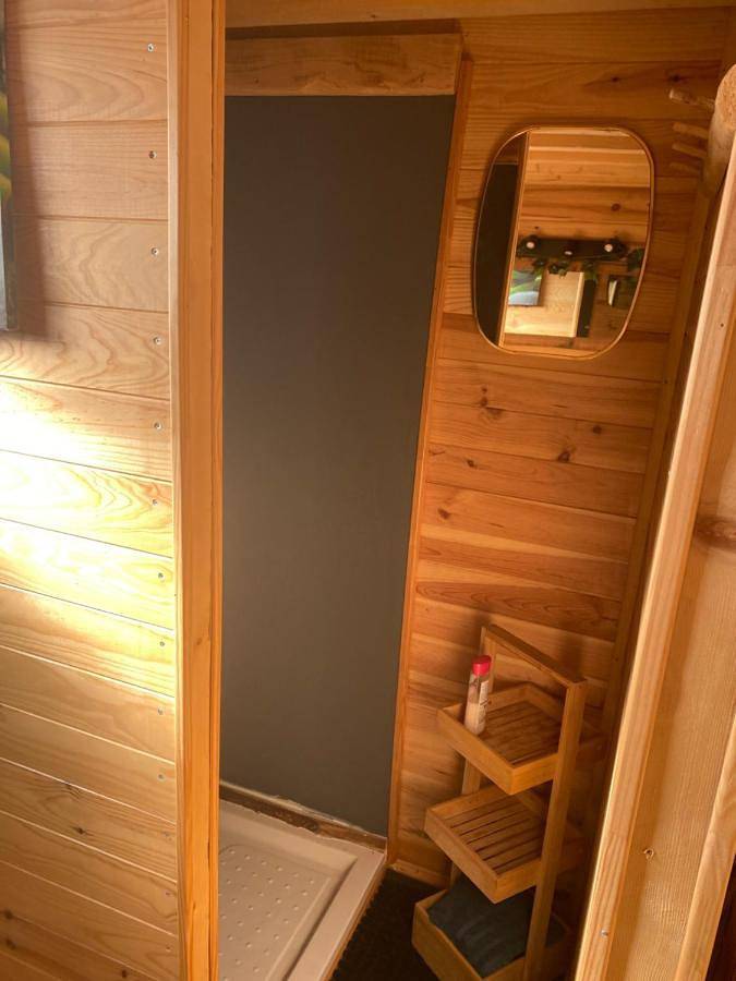 Gîte pour 3 personnes, avec balcon ainsi que vue et vue sur le lac dans Saint-Martin-de-Valamas - 4