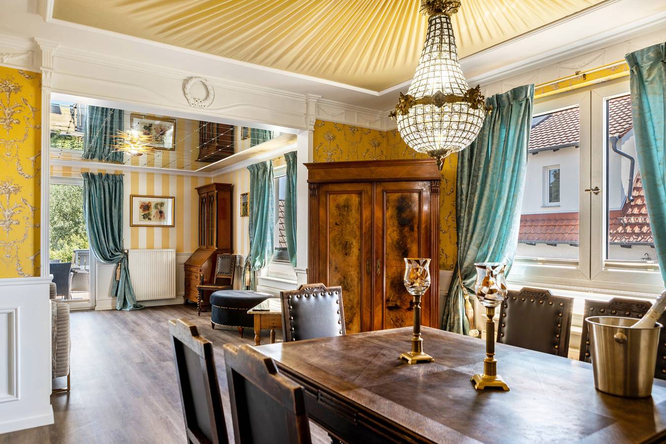 Ferienhaus 'Barockhaus Fulda' mit privater Terrasse, privatem Garten und Wlan in Petersberg, Rhön-Hessen