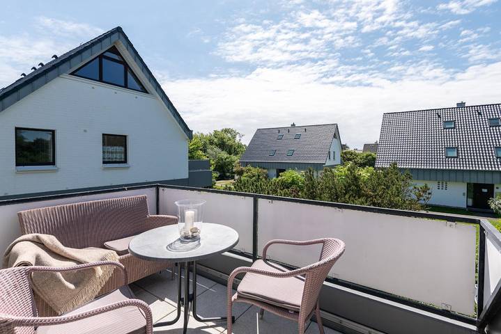 Ganze Wohnung, Gemütliche 3-Zimmer Ferienwohnung mit ca.70 m², für bis zu 4 Personen in Wenningstedt, Sylt