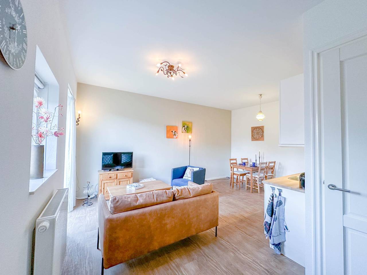 Geheel appartement, Fijn appartement op de begane grond met tuin in Drimmelen, Nationaal Park De Biesbosch