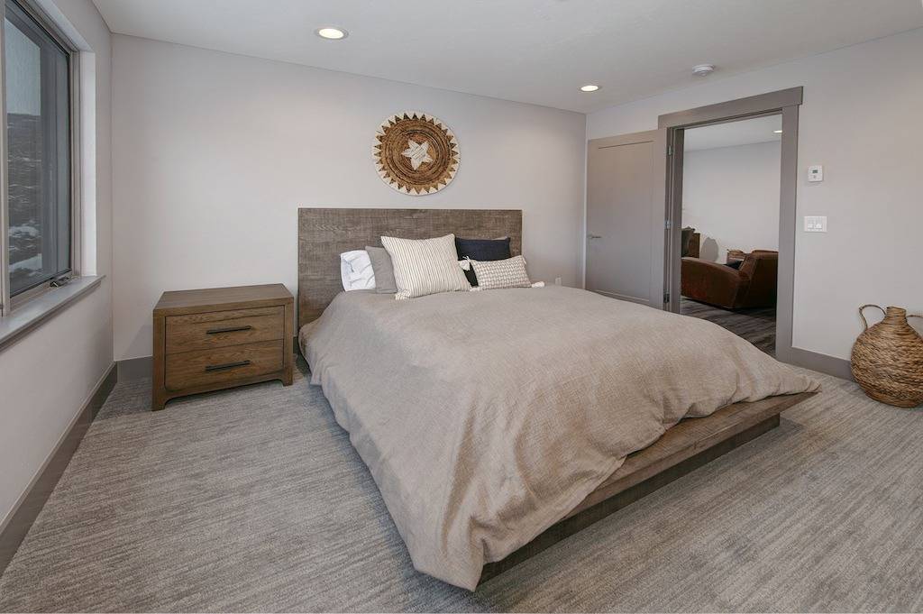 Stunning, Modern, Brand New Luxury in the Sanctuary at Keystone with Private Hot Tub in Arapahoe Basin