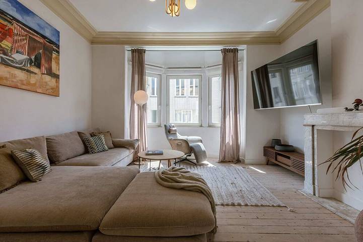 Villa pour 12 personnes, avec balcon et piscine à Oostende