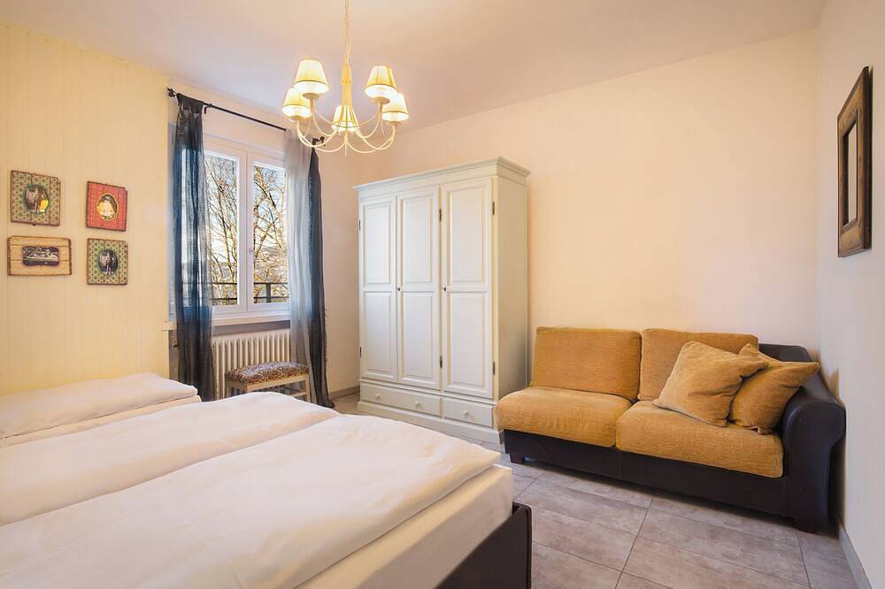 Villa Elisabetta-Tranquilla con vista lago, Villa Elisabetta - Tranquilla con vista lago in San Zeno di Montagna, Prealpi Gardesane