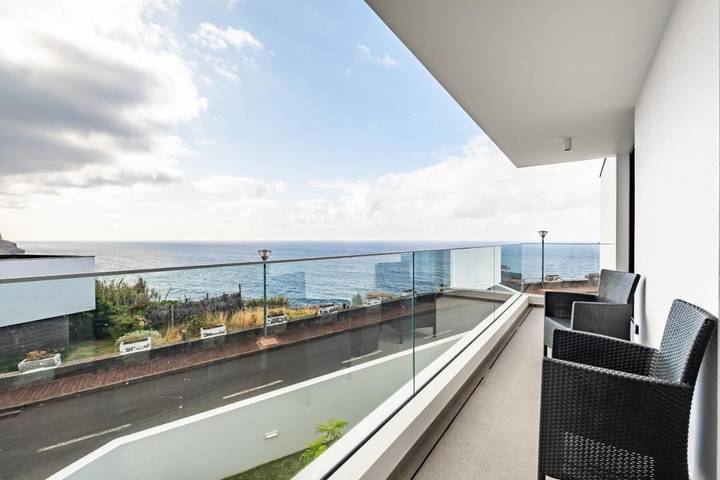 Location de vacances pour 6 personnes, avec vue et jardin à Porto Moniz - 4