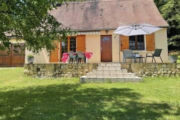 Location de vacances pour 6 personnes, avec piscine à Mauzac-et-Grand-Castang