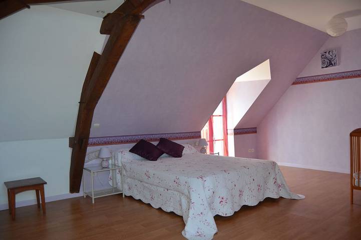 Location de vacances pour 5 personnes, avec terrasse à Mosnes - 2