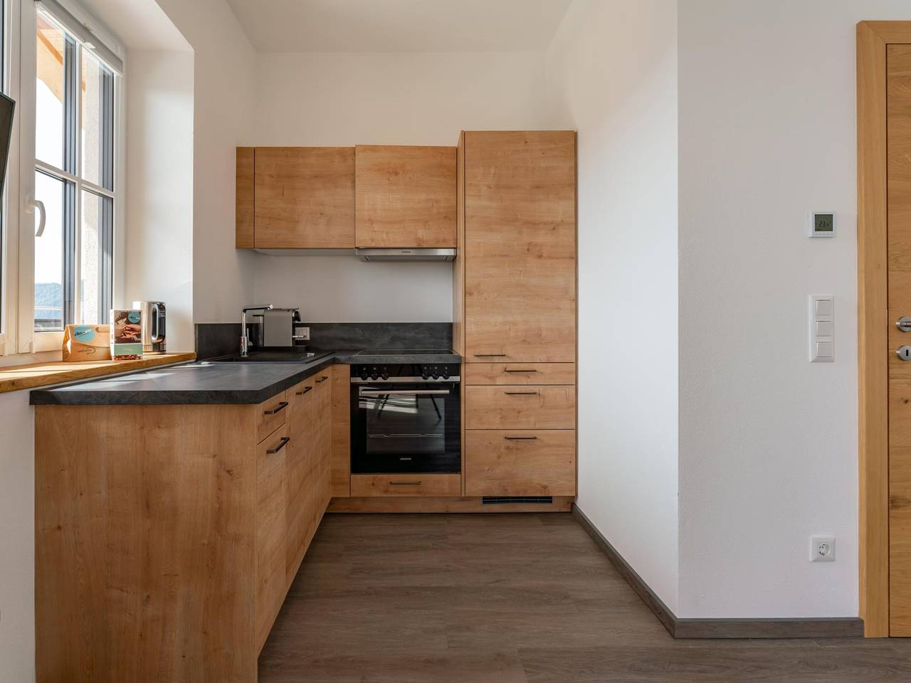 Geheel appartement, Fraai appartement met groot terras en zwembad in Mariapfarr, Bundesland Salzburg