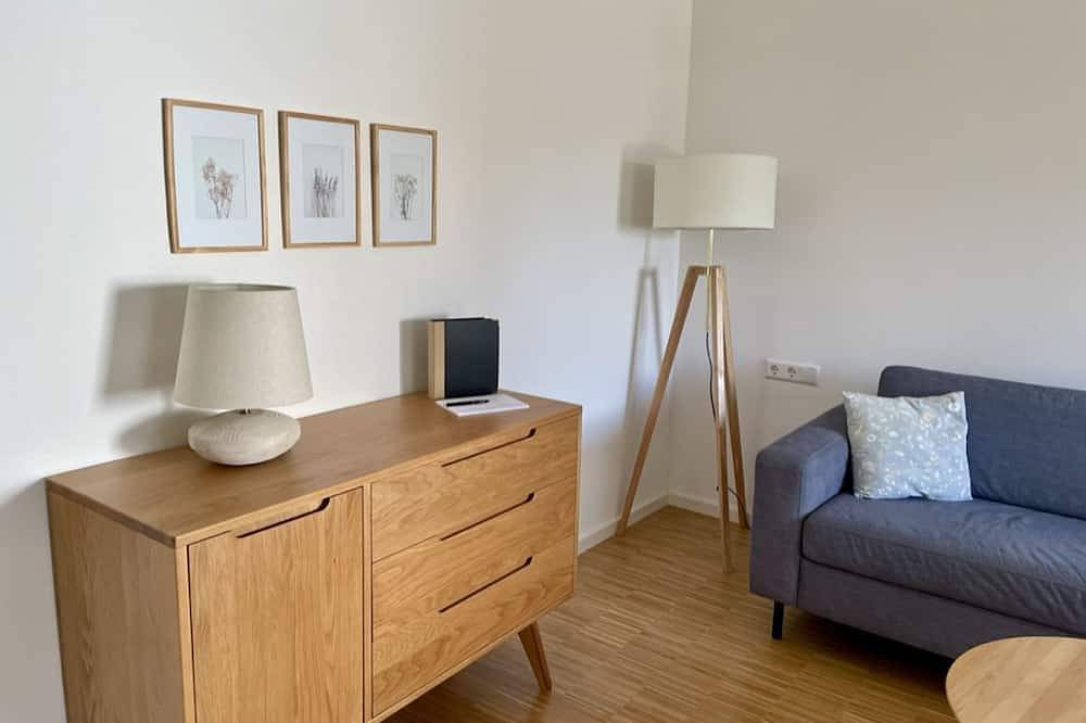 Ganze Wohnung, Zimmer 2 - Komfort Doppelzimmer mit Balkon und Bergblick in Rangendingen, Neckar-Alb