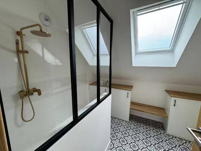 Location de vacances pour 10 personnes, avec jardin et piscine, animaux acceptés à Saint-Germain-du-Plain - 4