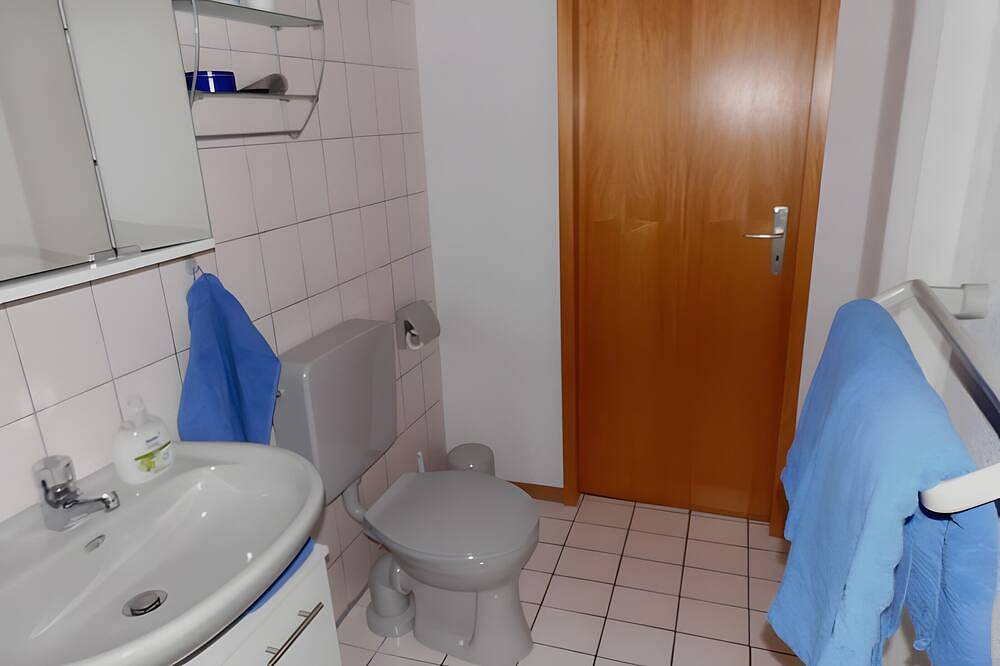 Ganze Wohnung, Ferienwohnung Am Eisenberg mit Wlan in Korbach, Waldecker Land