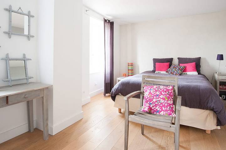 Location de vacances pour 9 personnes, avec terrasse et jardin à Valaurie - 3