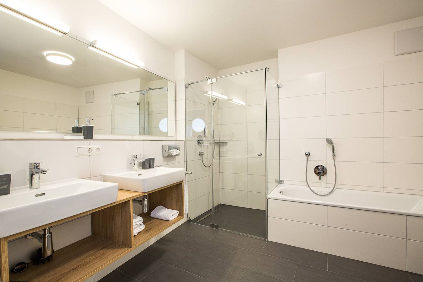 Ganze Ferienwohnung, Ferienwohnung "Pfänder" in Friedrichshafen, Region Bodensee-Oberschwaben