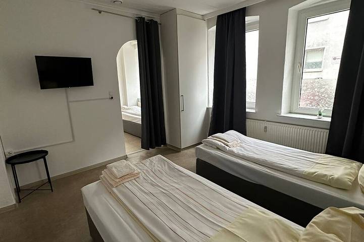 Friedrichstraße 42 W1 - 1 Schlafzimmer in Neumünster, Schleswig-Holstein Binnenland