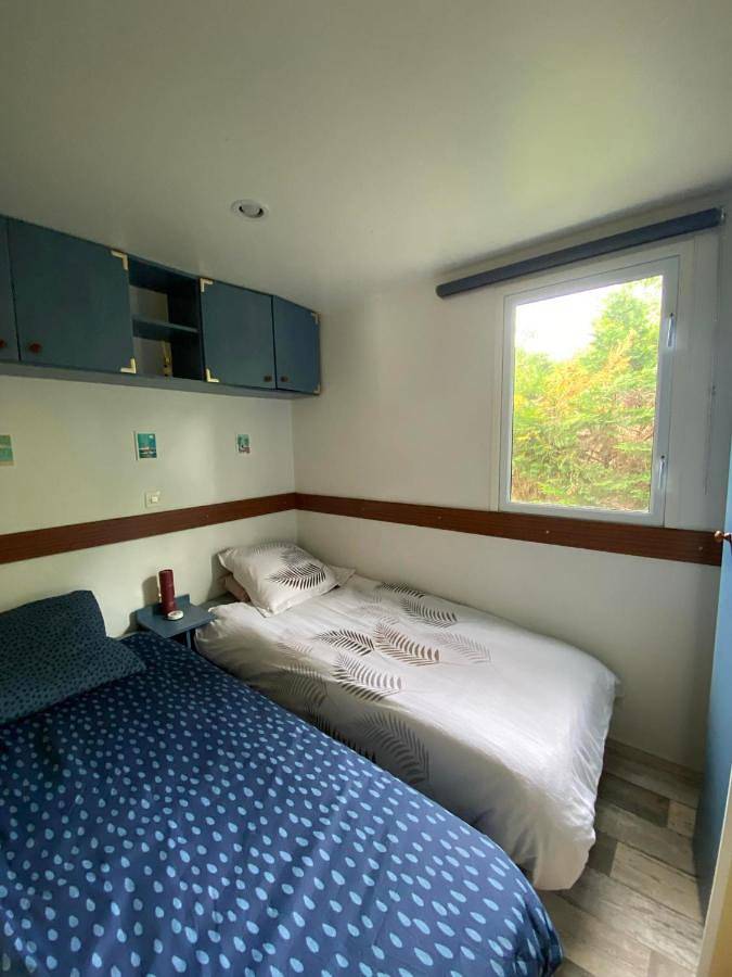 Camping pour 6 personnes, avec Terrasse ainsi que Jardin et Piscine