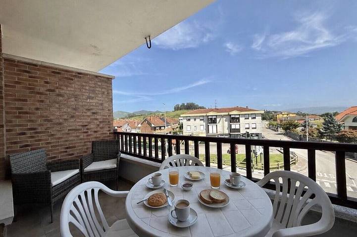 Ferienwohnung für 9 Personen, mit Balkon - 1
