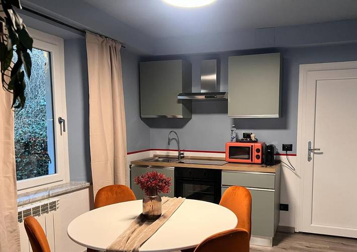 Gîte pour 3 personnes, avec jardin à Ivrea (Italie) - 2