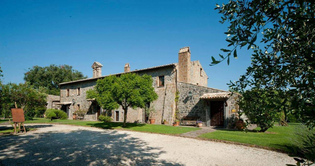 Double Room with Balcony in Lubriano, Viterbo Provinz