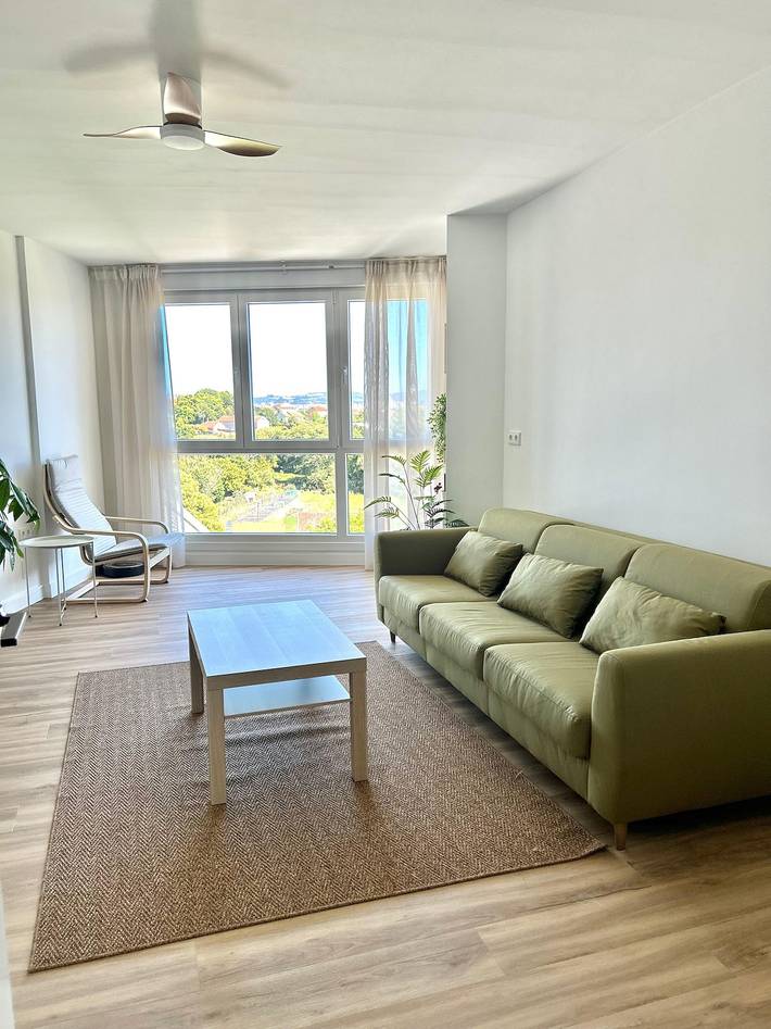 Apartamento entero, Apartamento 'Pereiriña' con vistas al mar y Wi-Fi in Cangas, Rias Baixas