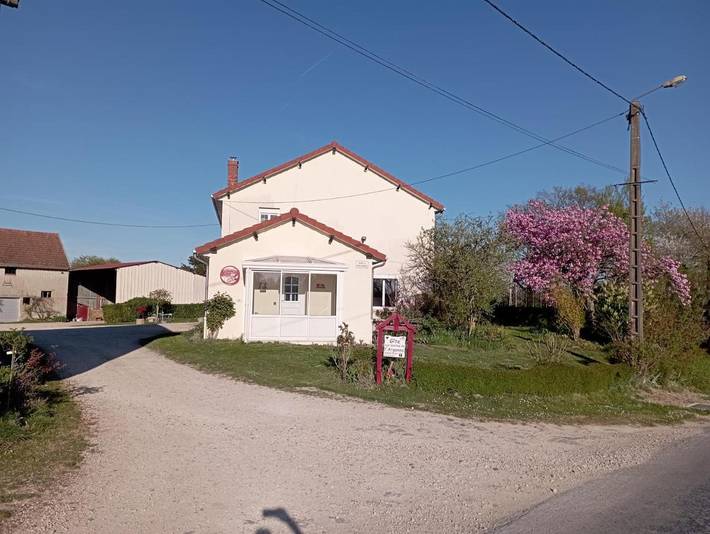 Location de vacances pour 6 personnes, avec Terrasse et Jardin dans Binarville