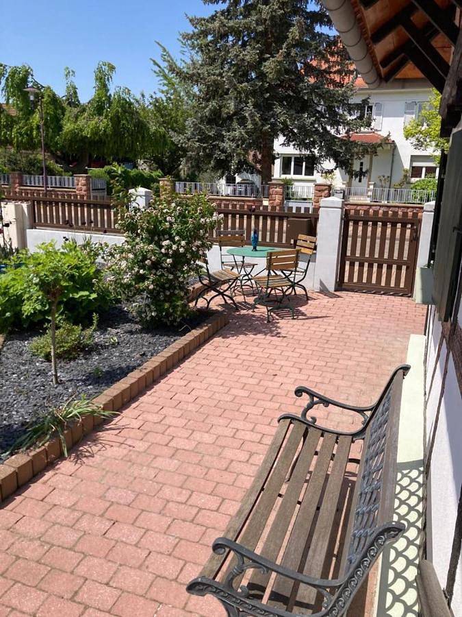 Double Room with Private Bathroom in Offendorf, Nord de l'Alsace