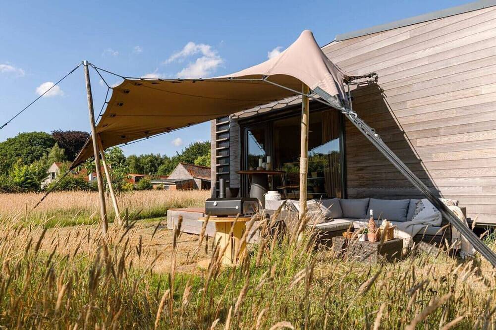 Tiny House: Style & Nature Near Bruges! in Beernem, Westflandern