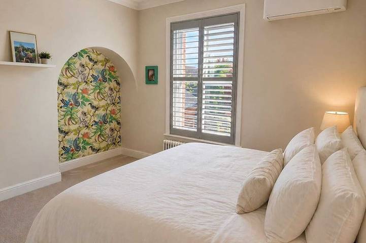 Beautiful city centre Victorian home with hottub | Sleeps 14 in Colchester, Essex