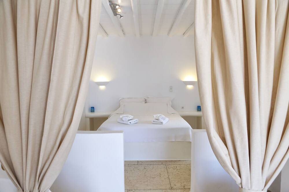 Flitterwochen-Suite @ Lmb Mykonos in Agios Stefanos, Mykonos