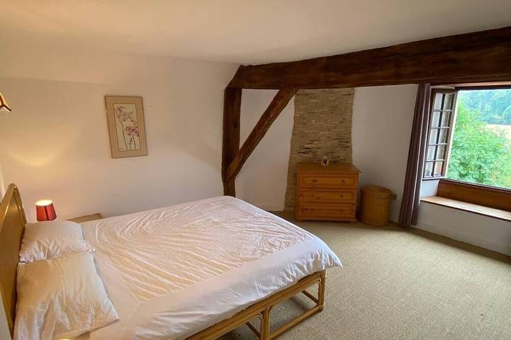 Location de vacances pour 8 personnes, avec terrasse et jardin, animaux acceptés à Festalemps - 4