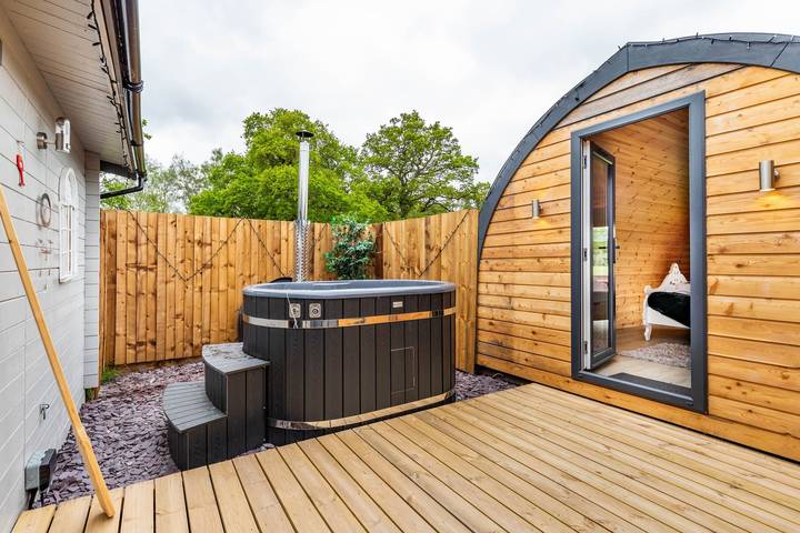 Dragonfly Spa Lodge in Thompson, Thetford Forest Park