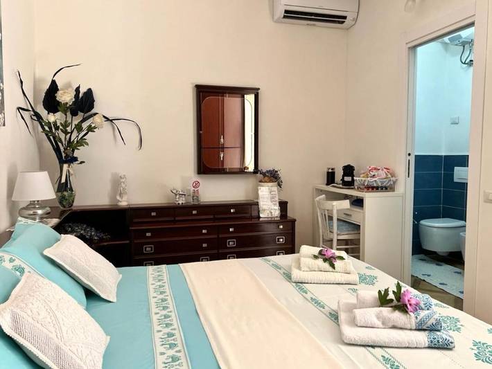 Maison d’hôte pour 4 personnes, avec vue et jardin à Villasimius - 2