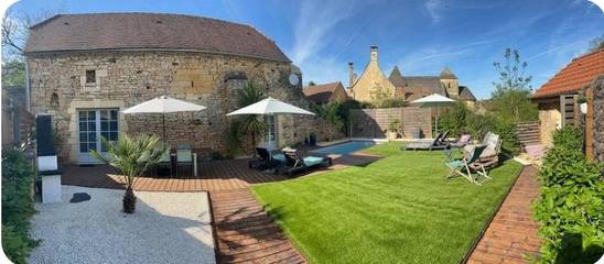 Gîte pour 6 personnes, avec piscine et jardin ainsi que terrasse et vue à Archignac
