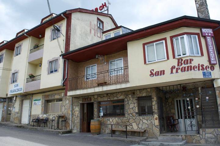 Casa de huéspuedes para 2 personas, con Vistas en Puebla de Sanabria
