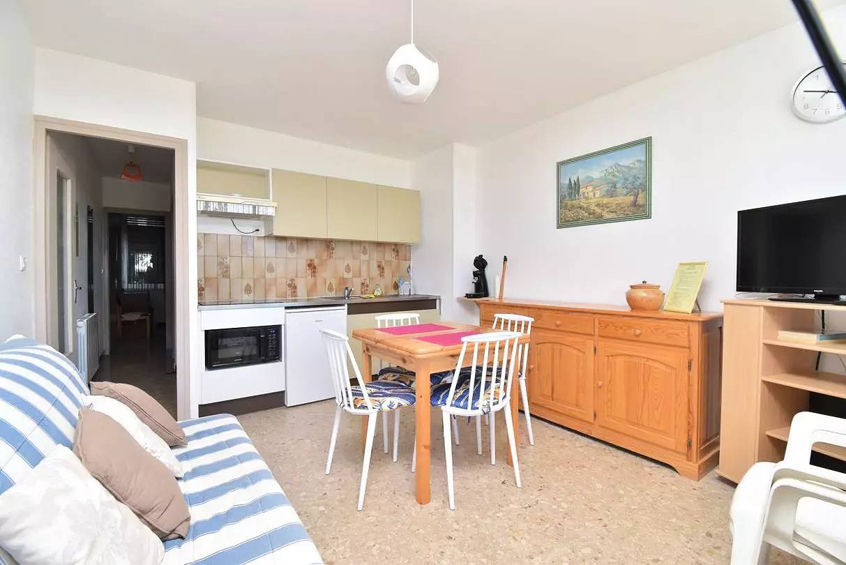 Ganze Wohnung, Garten Rez in der Nähe von Strand und Stadtzentrum des Grau du roi in Le Grau-du-Roi, Côte d'Améthyste