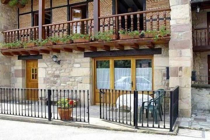 Gîte pour 2 personnes, avec Terrasse et Jardin à Torrelavega