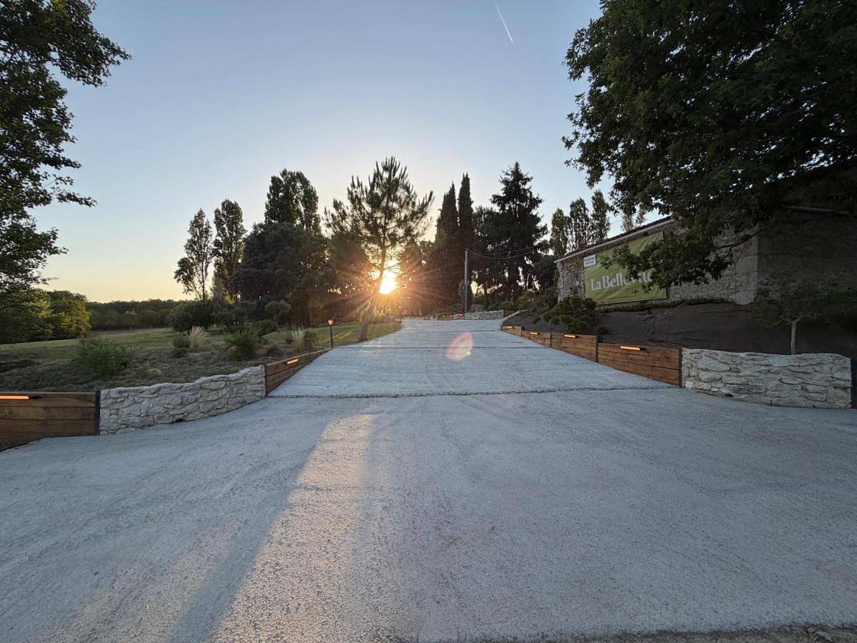 Domaine La Bellevue - Maison de Charme & Nature in Esclottes, Région de Marmande