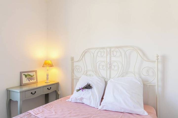 Contemporary Home Between Marseille And Aix-En-Provence In A Quiet Neighborhood in Marignane, Mittelmeerküste (Frankreich)