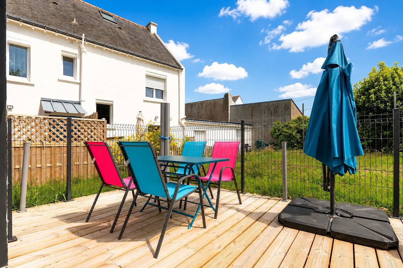 Ganzes Studio, La Petite Maisonnette Phiphi mit Terrasse in Saint-Pierre-Quiberon, Côte des Mégalithes