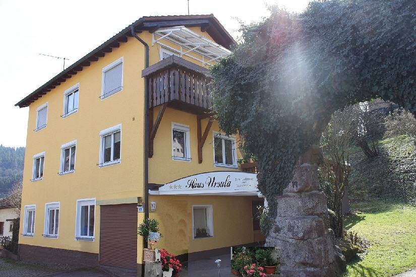 Ganze Ferienwohnung, Ferienwohnung Haus Ursula und Haus Strobel - Haus Ursula Ferienwohnung 2, 50qm, max. 2 Personen in Bad Liebenzell, Nordschwarzwald
