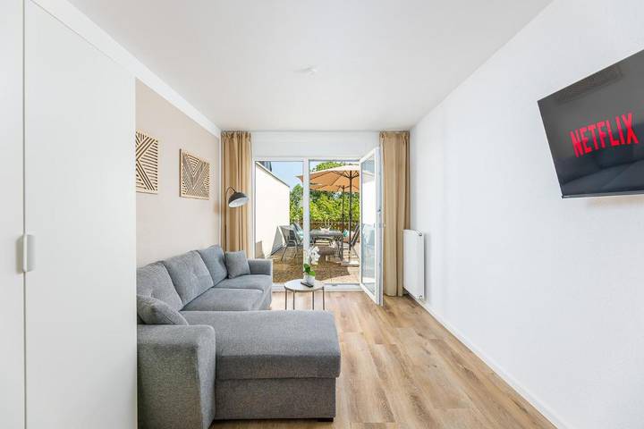 Ferienhaus für 10 Personen, mit Balkon und Terrasse sowie Garten in Geierlay Hängeseilbrücke
