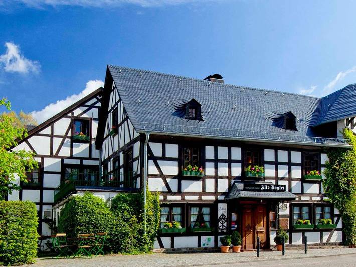 Hotel für 2 Personen, mit Balkon und Terrasse sowie Garten und Sauna in Bonn und Umgebung