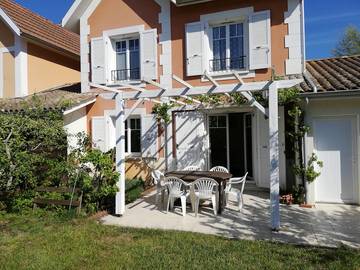 Gîte pour 6 personnes, avec jardin à Le Teich