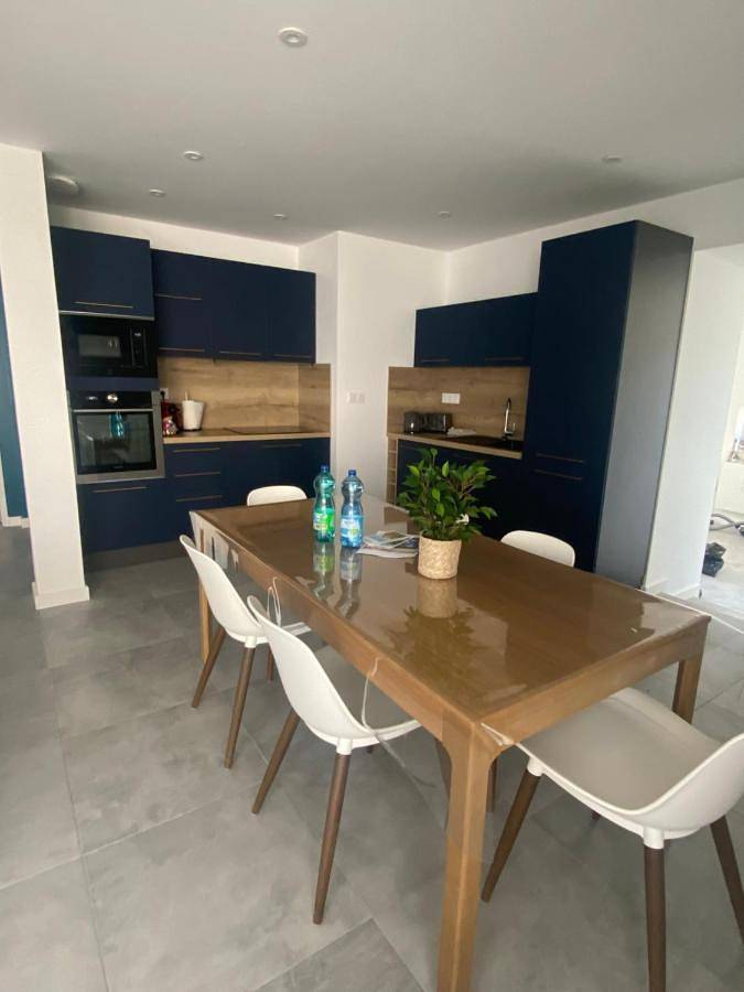 Location de vacances pour 4 personnes, avec jardin à Abrest - 4