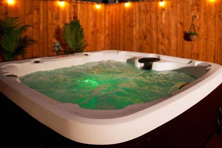 Maison d’hôte pour 2 personnes, avec jacuzzi dans Queens - 4